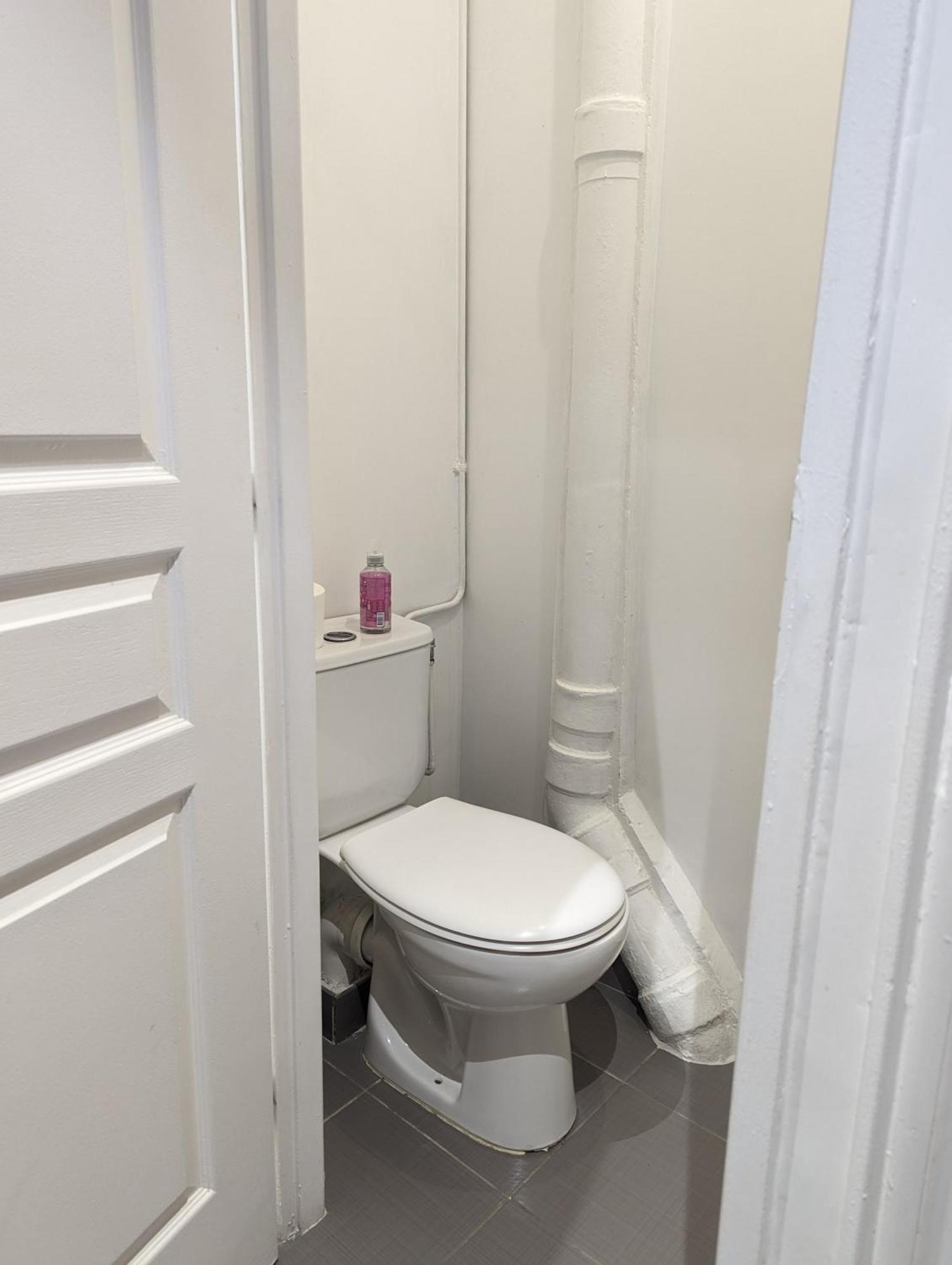 Studio Jaures - Equipped Studio Near Paris With Private Bathroom Montrouge Exteriör bild